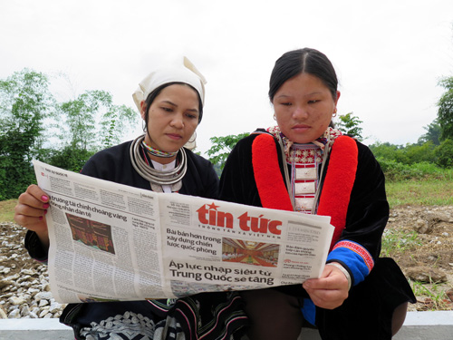 Hỏi-đáp pháp luật: Quản lý và sử dụng ấn phẩm báo, tạp chí cấp cho người có uy tín